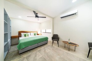 4 chambres, bureau, lit parapluie, Wi-Fi gratuit