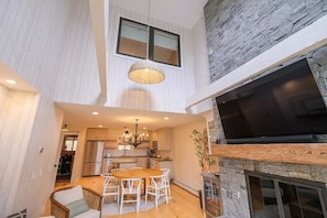 Interior - Ski In/Ski Out off Sachem trail (Ludlow)