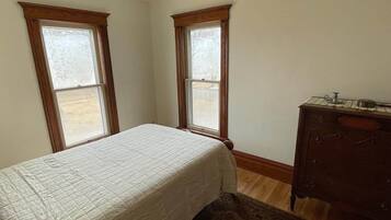 4 chambres, bureau, lit parapluie, Wi-Fi gratuit