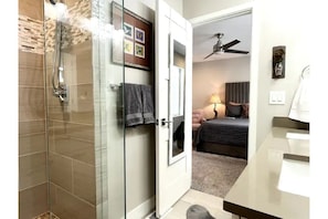 2 bedrooms, WiFi