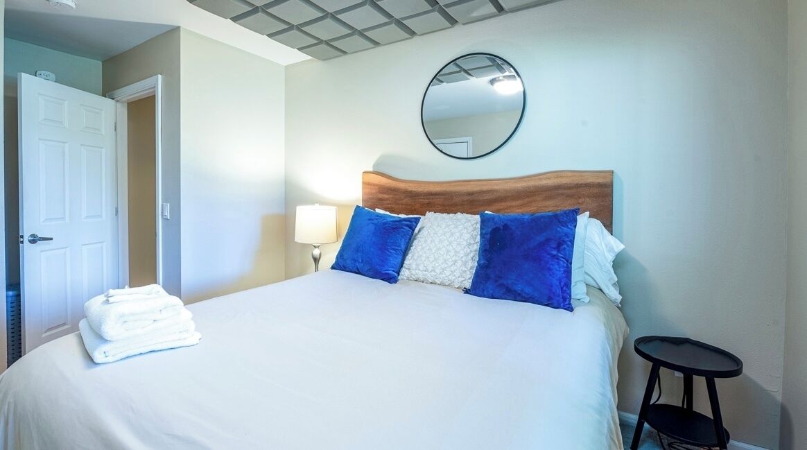 1 室のベッドルーム、アイロン / アイロン台、WiFi (無料)、ベッドシーツ