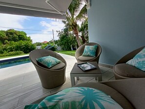Outdoor pool - Dream villa with pool and garden in St-Francois (Saint-François)