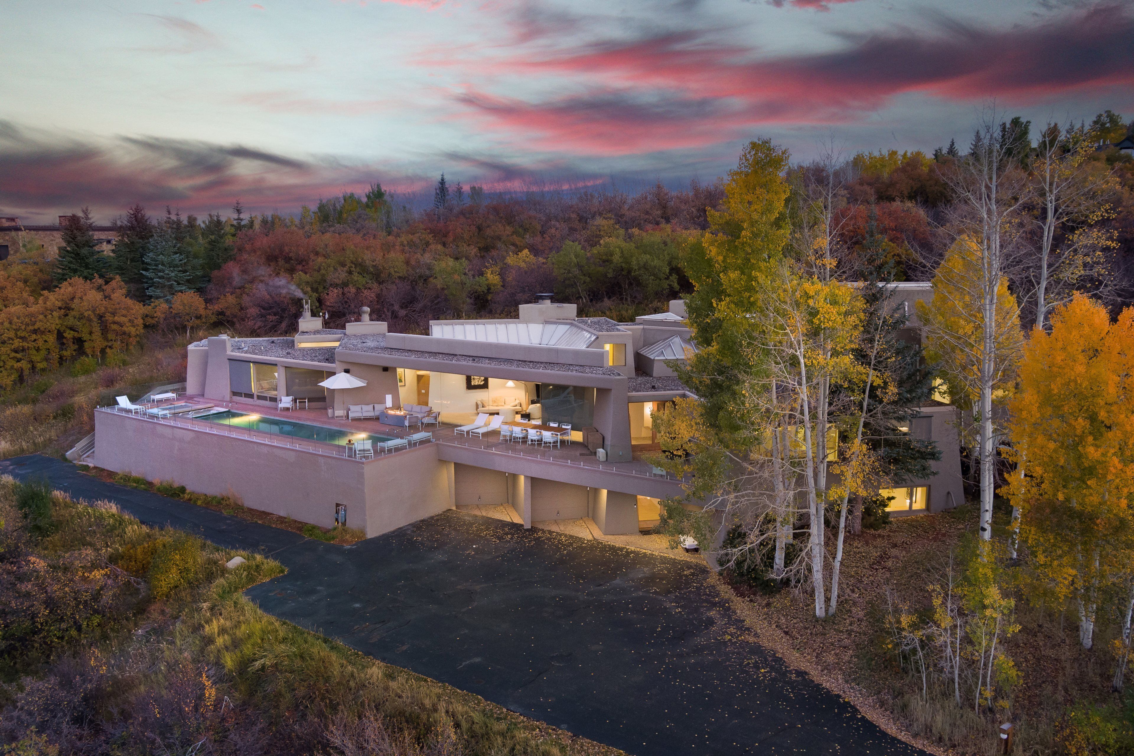 Amazing Eppley Estate