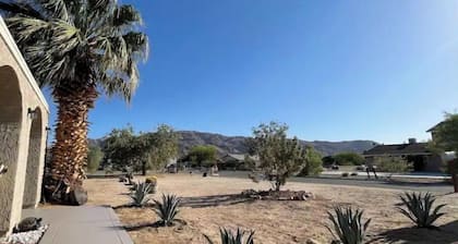 Vista Palma - Modern Oasis w/Hot Tub 4min fm JTNP