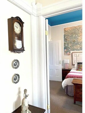 1 bedroom, desk, iron/ironing board, travel cot