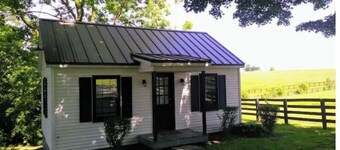 Cottage Retreat - Wine, Horses, Convenient