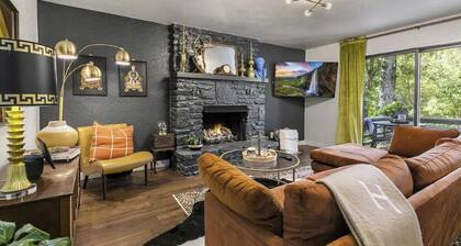 3/2 home on bike trails with access to waterfall