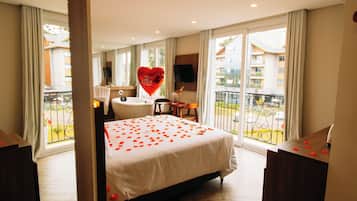 Suite Exclusive com Banheira de Imersao | Vista do quarto