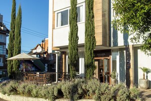 Fachada de la propiedad