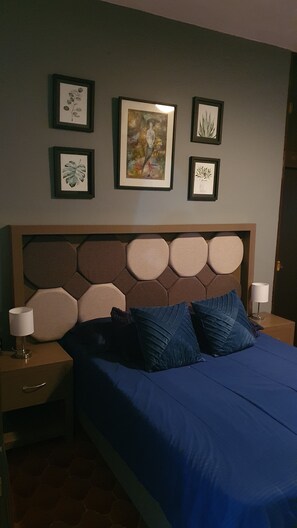 1 bedroom, premium bedding, free WiFi, bed sheets - Casa Chanito  (Taxco)