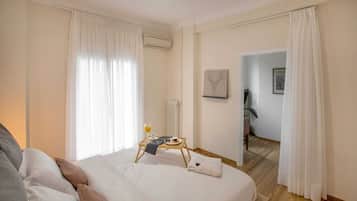 3 chambres, coffres-forts dans les chambres, bureau