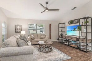 Smart TV, video games