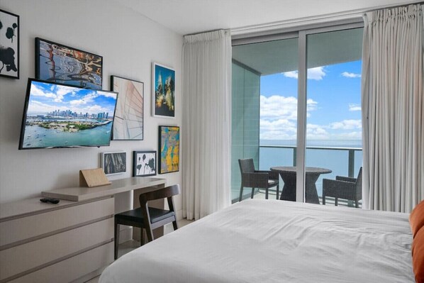 1 bedroom, desk, iron/ironing board, WiFi