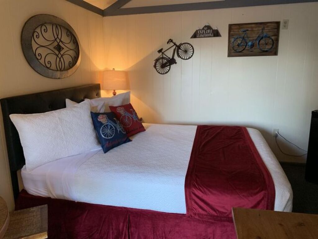 Cabin 21 - Bicycle Retreat