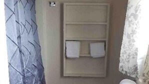 シャワー付き浴槽