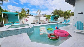 Outdoor pool, a heated pool