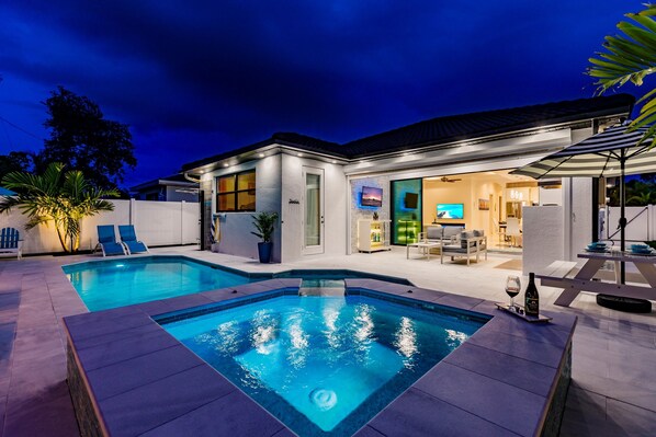 Outdoor pool, a heated pool