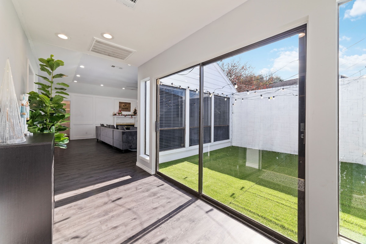 Photo 7 of Houston Little Saigon, 4 Bedrooms with Pool, Heart of Houston Asian Town
