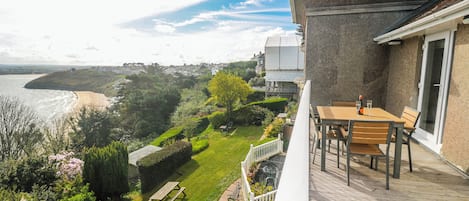 Cottage | Outdoor dining