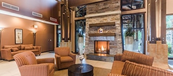 Ocean Front Resort - 1 Bedroom Suite