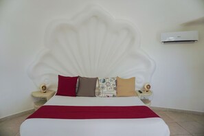 3 chambres, coffre-fort, bureau, fer et planche à repasser