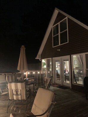 Outdoor dining - Cozy lake getaway with huge deck and only 2 miles from Shangri-La back on VRBO! (Afton)