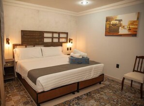 Serenidad | Edredón, muebles diferentes, wifi gratis y ropa de cama 