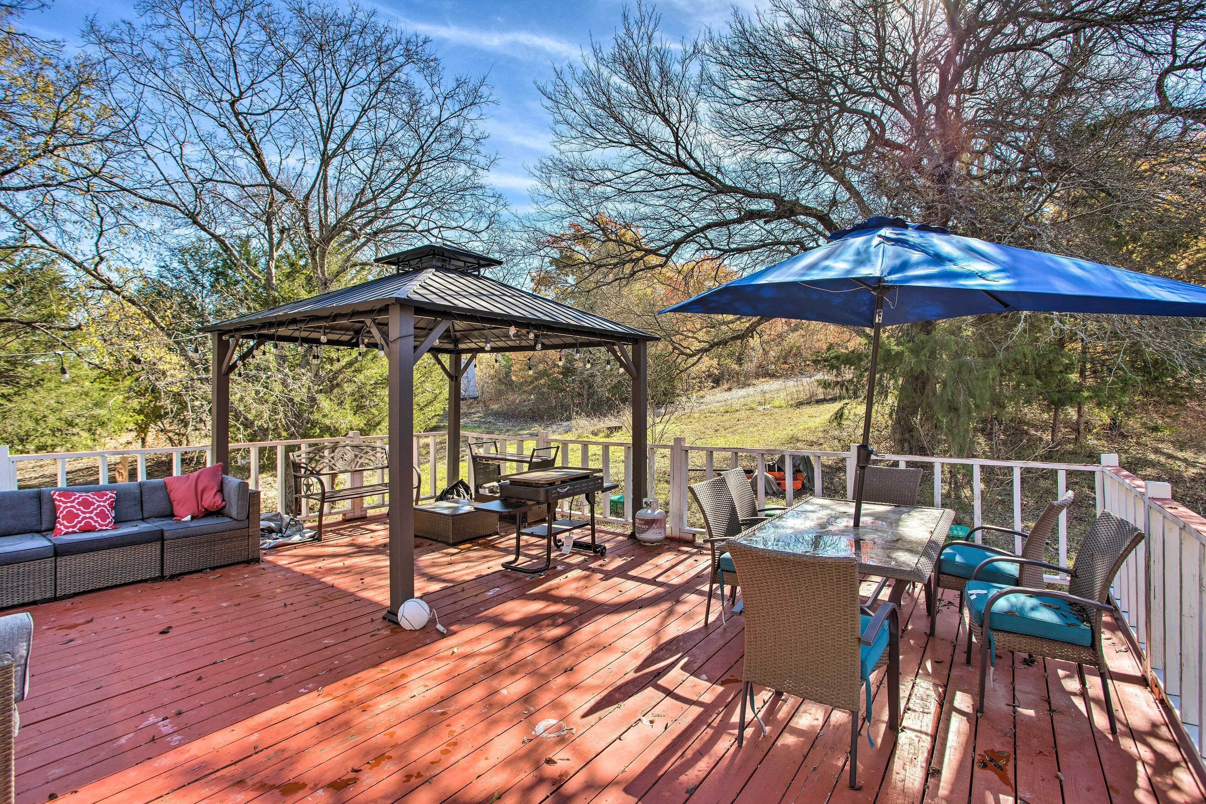 Serene 'Blue Cottage on Majestic Acres Ranch'