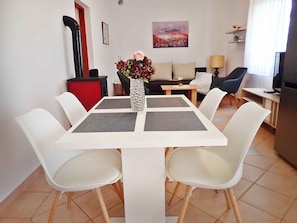Dining - Holiday apartment with garden and air conditioning (Starigrad-Paklenica)