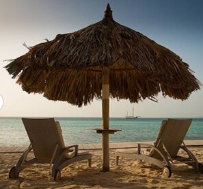 Liegestühle, Strandtücher