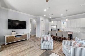 Interior - ☀️ Chateau Vitamin Sea | Golf Cart | Dog Friendly* | FREE Parasailing (Miramar Beach)