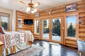 5 Schlafzimmer, Bügeleisen/Bügelbrett, WLAN, Bettwäsche