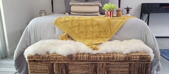 Modern & elegant desert highway with quick access to hiking!