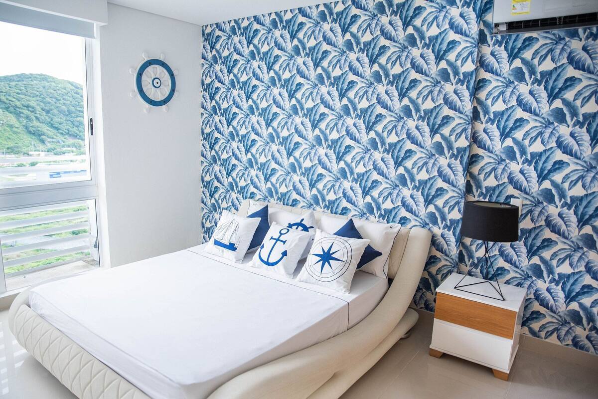 Appartement Deluxe | Literie de qualité, bureau, espace de travail pour ordinateurs portables