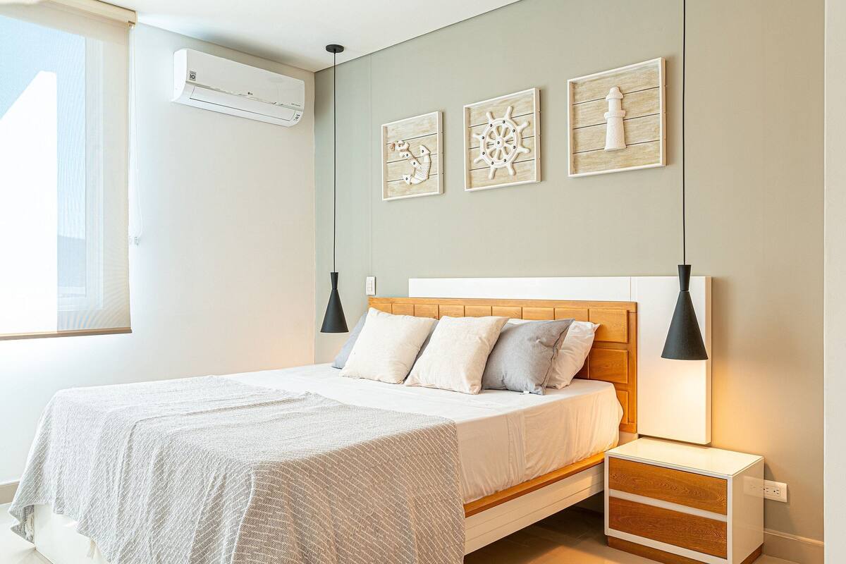 Appartement Deluxe | Literie de qualité, bureau, espace de travail pour ordinateurs portables