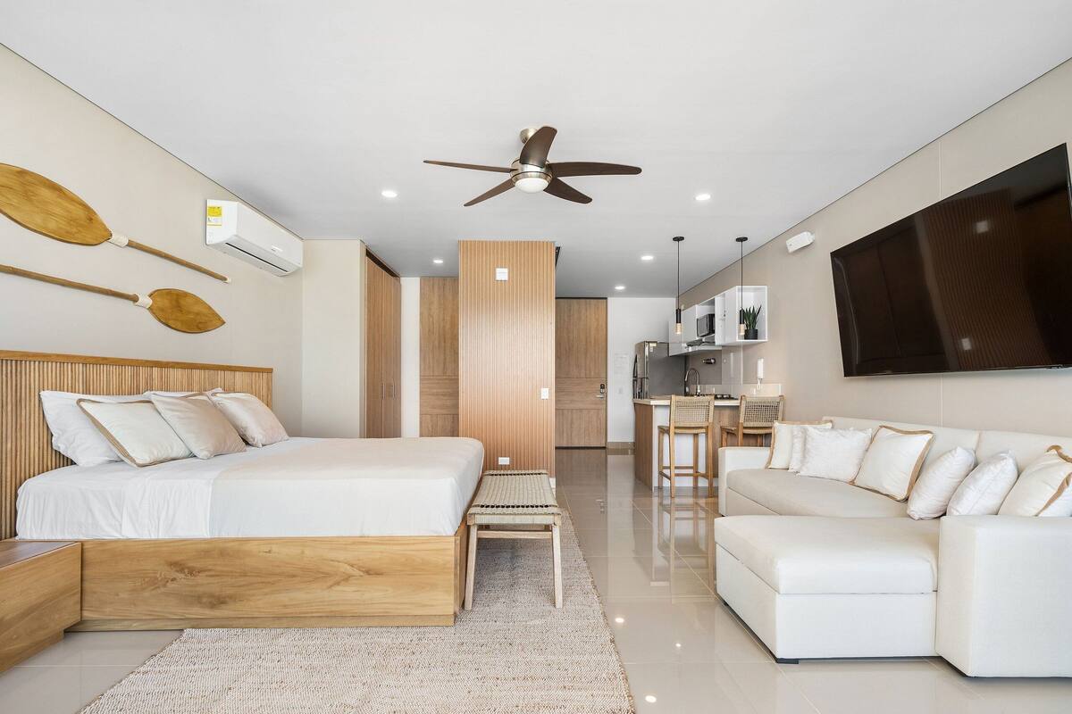 Appartement Deluxe | Literie de qualité, bureau, espace de travail pour ordinateurs portables