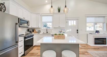 #HabitueHomes - Bronco House - 2 BLOCKS TO BSU!