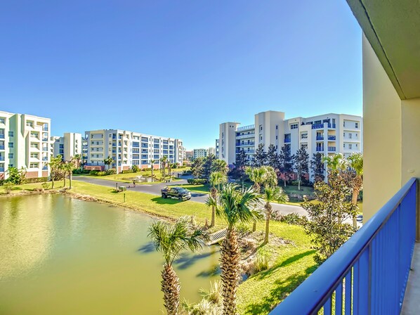 Property grounds - Fountain Views! Fantastic Oceanwak Condo Close to Pool & Beach! OW11-306 (New Smyrna Beach)
