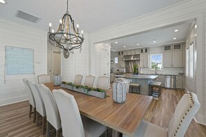 Dining - Arena Blanca - Gulf View Home in Private, Gated Community of Vizcaya on 30A! (Santa Rosa Beach)