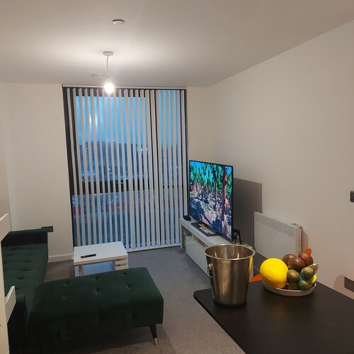 Ensuite Double Bedroom (live in landlord)