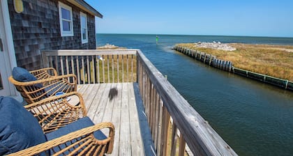 Soundfront, Dogs Welcome, Boat Slip, Water Access, & Panoramic Sound Views