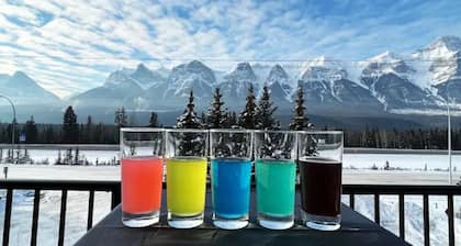 NewReno Spectacula MountainView KingBed Jacuzzi Chalet