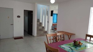 Dining - Idyllic, New, Modern, Mexican-style house with pool. Minutes from the beach! (Conkall)
