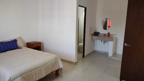 2 bedrooms, in-room safe, WiFi