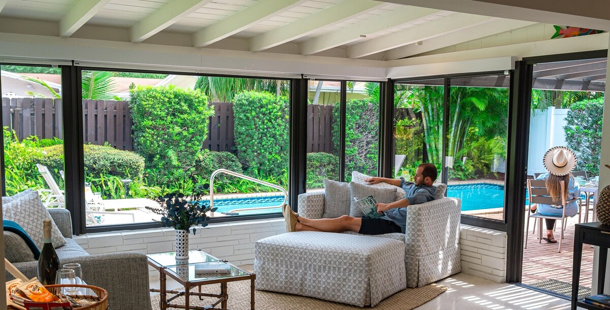 Boho Chic / Heated Pool / Walk To Beach / Escapism at its finest / Coconut Key / H0MES