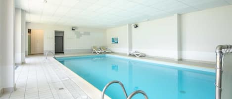 UppvÀrmd pool