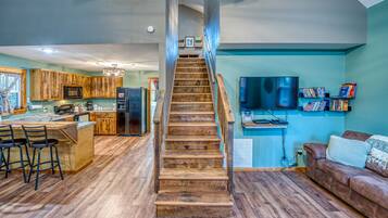 Smart-TV, DVD-Player, Bücher, Videothek