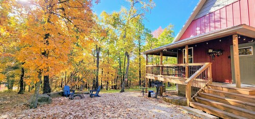 Cell Service + Scenic Hiking from Your Cabin Door + Near Hemmed in Hollow Trail