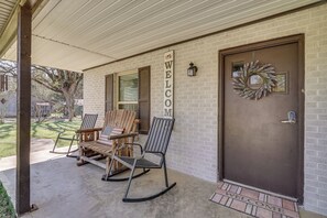 Terrace/patio - Hunt, Fish & Birdwatch: Peaceful Lockesburg Escape (Lockesburg)