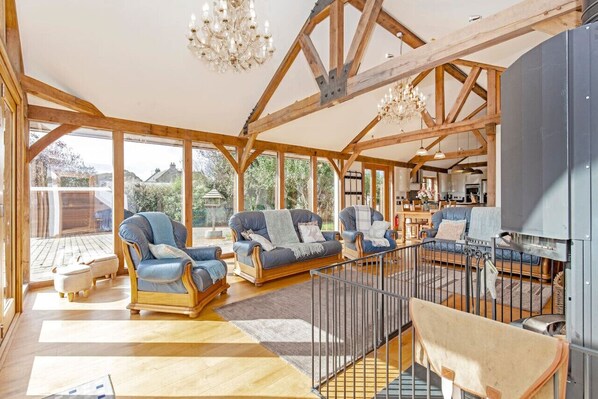 Smart TV, fireplace, books